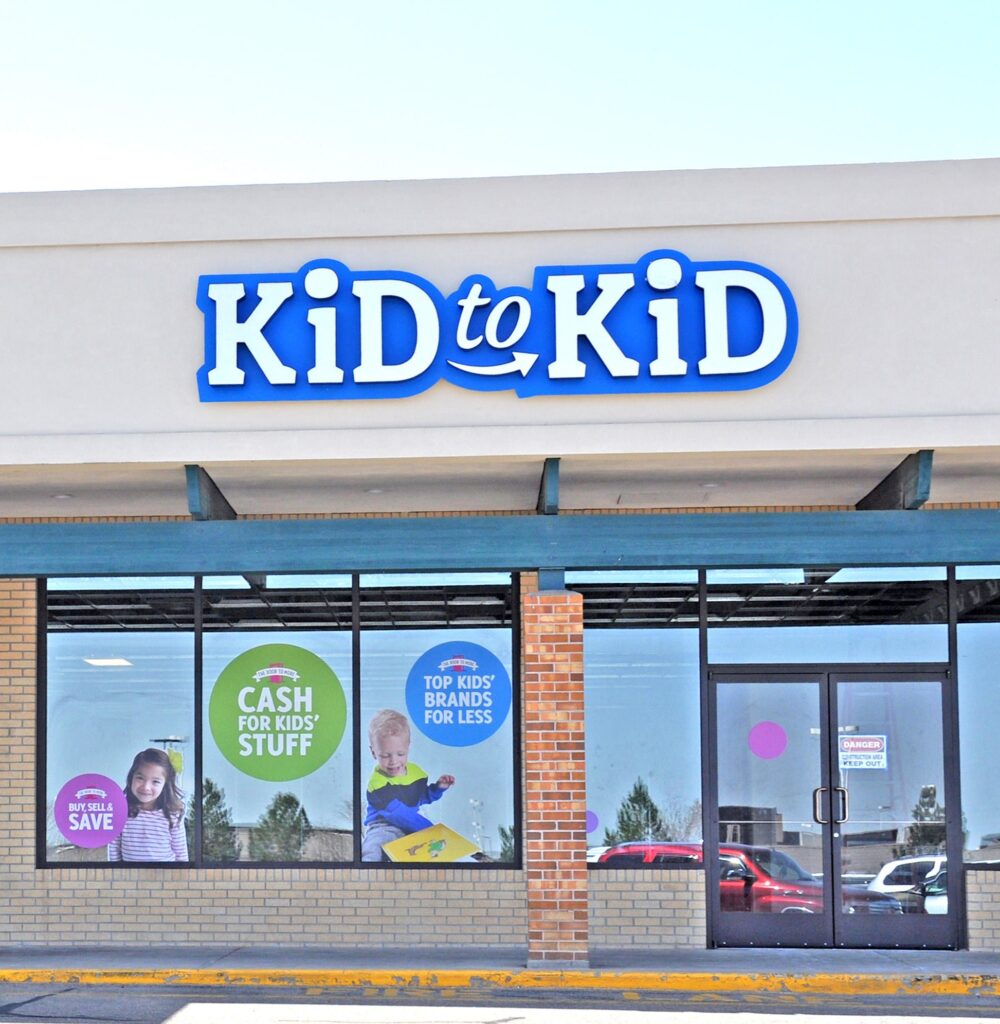 Kid to kid storefront